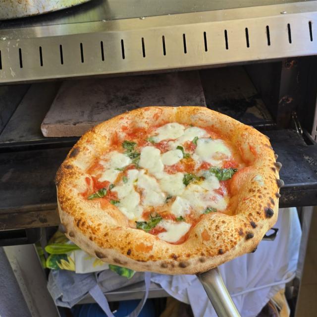 Pizza Napoletana Kursbilder (49)